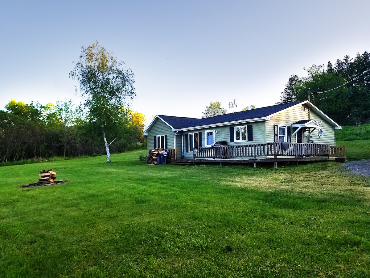 The Sugar Shack (Pets stay free, NO added fees!)