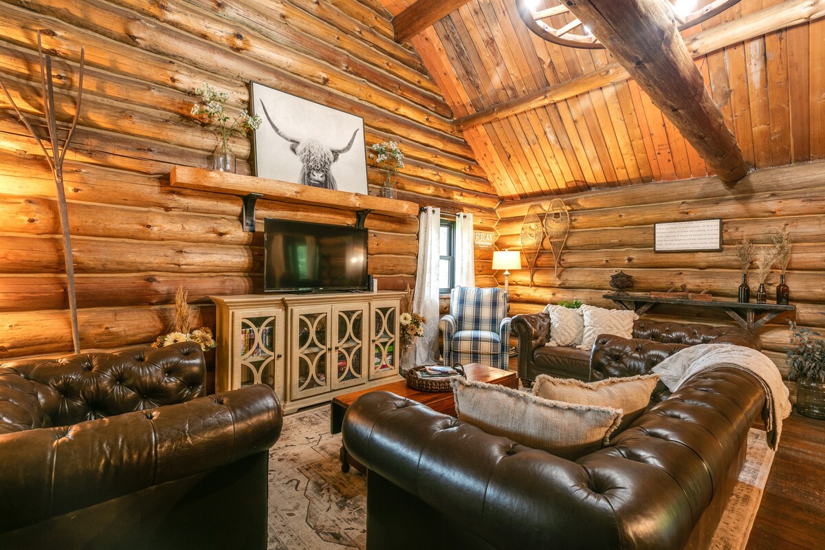 The Cabin at Country Acres