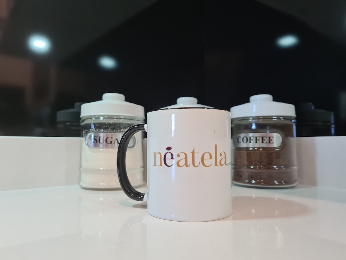 Neatela - Modern Executive Stay