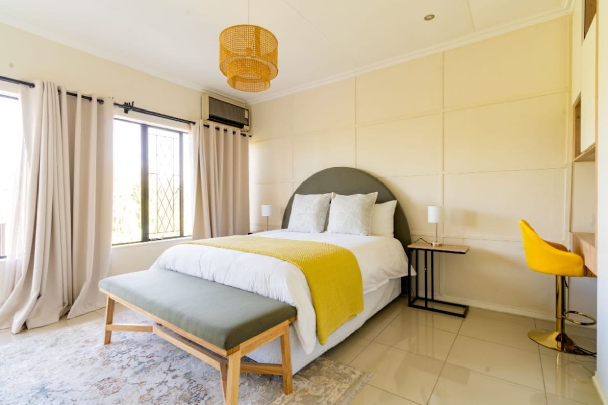 Neatela - Modern Executive Stay