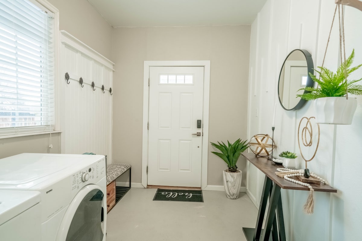 Cute and Cozy Basement Apartment