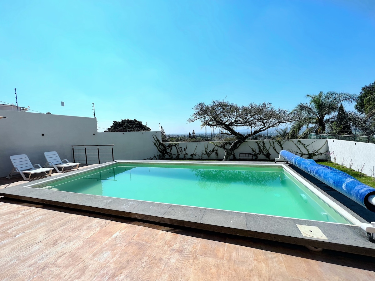 Residencia nueva en Oaxtepec “Casa Áurea”