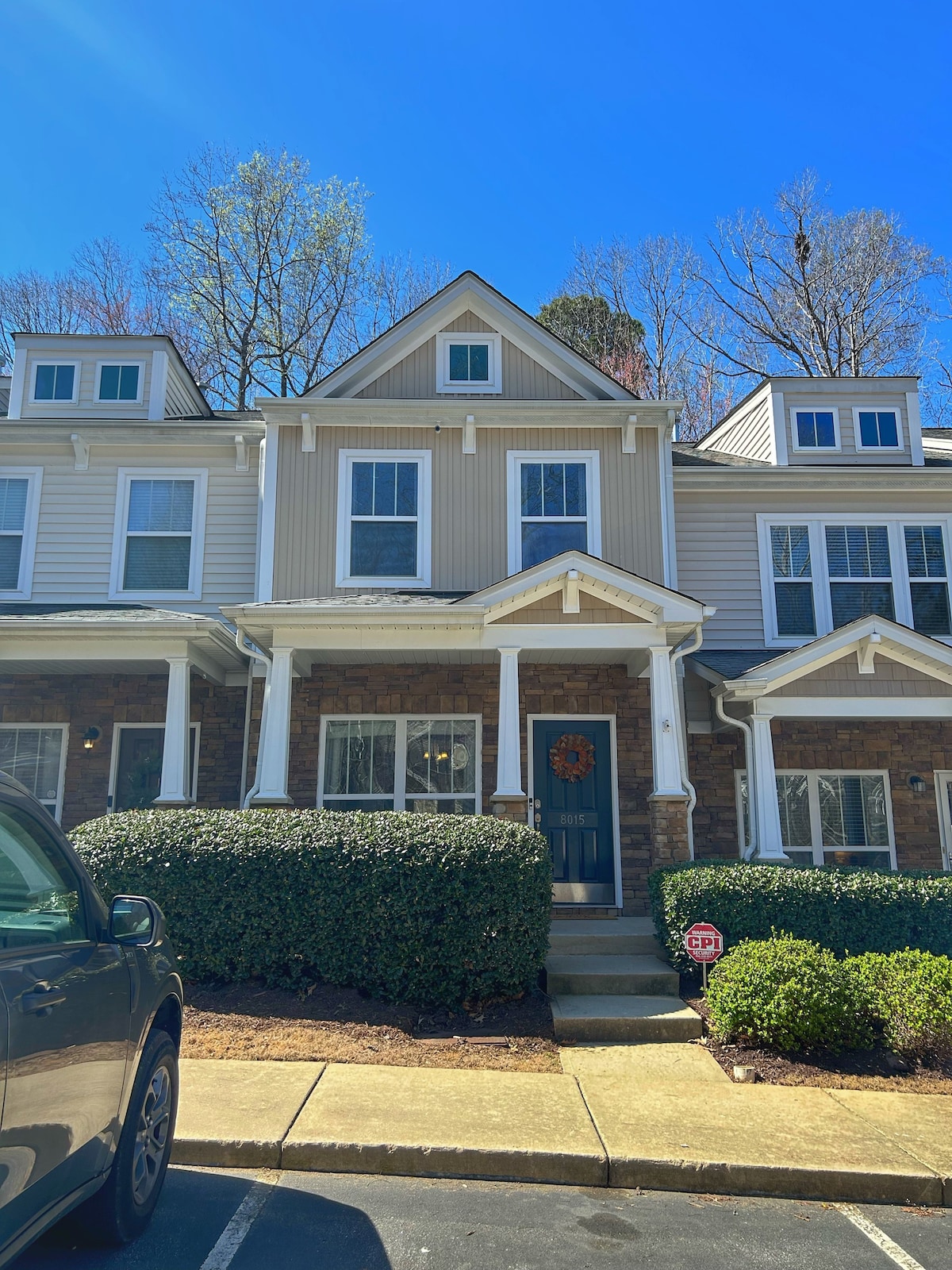 The Cave at Umstead - Cozy Townhouse w/ Park Views