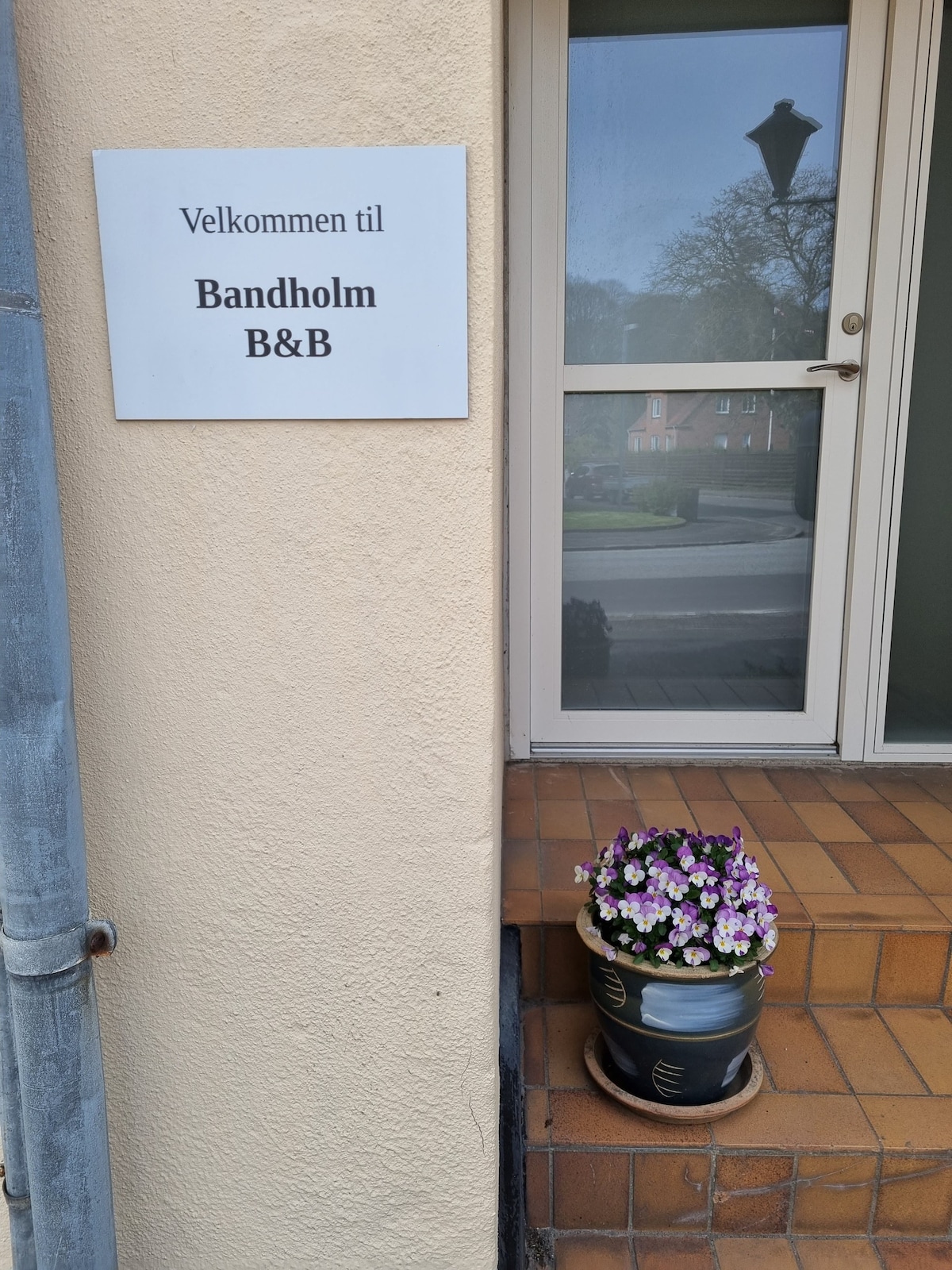 Locker B&B i Bandholm ！