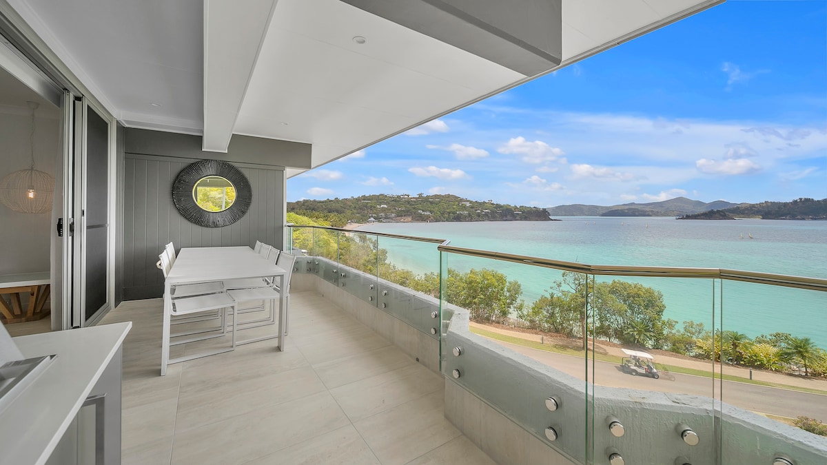 The Elite F208 by HamoRent on Hamilton Island