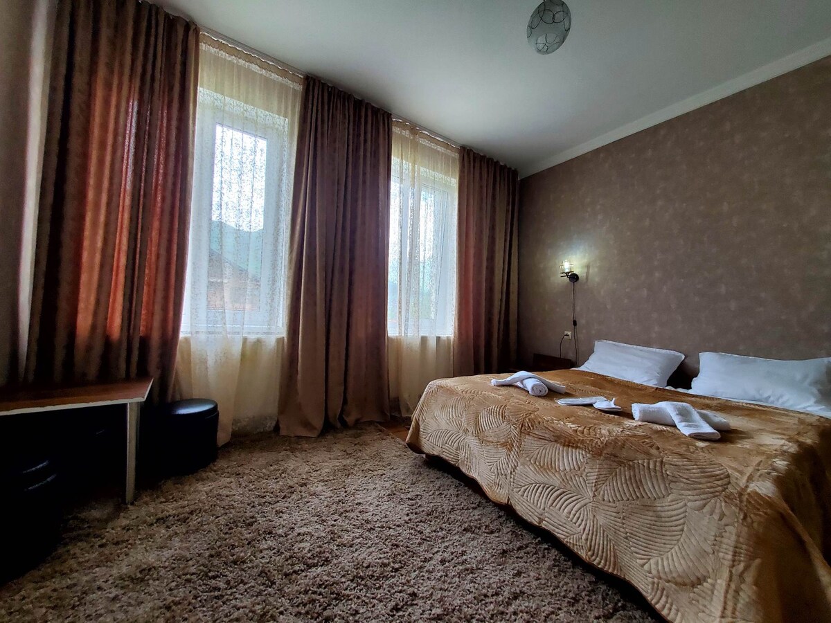 Kazbegi Guest House room 1