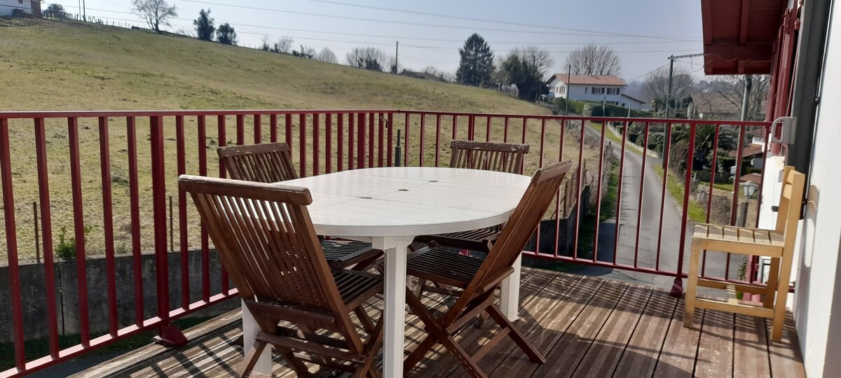 appartement dans maison basque