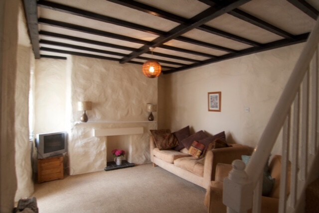 3-bed cottage close to beach in central Falmouth