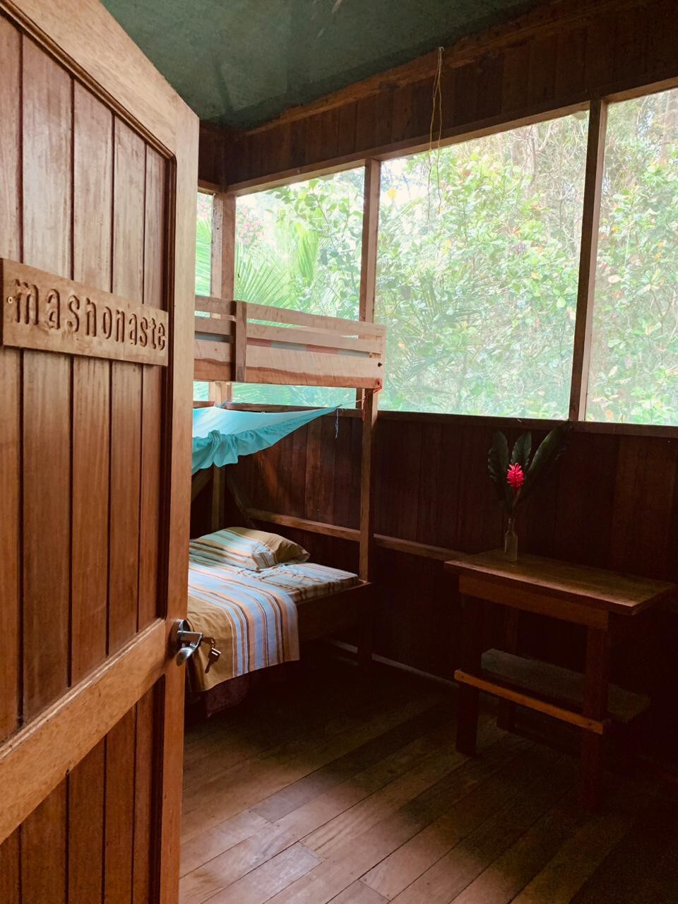 Lovely room in a reforestation center-Mashonaste
