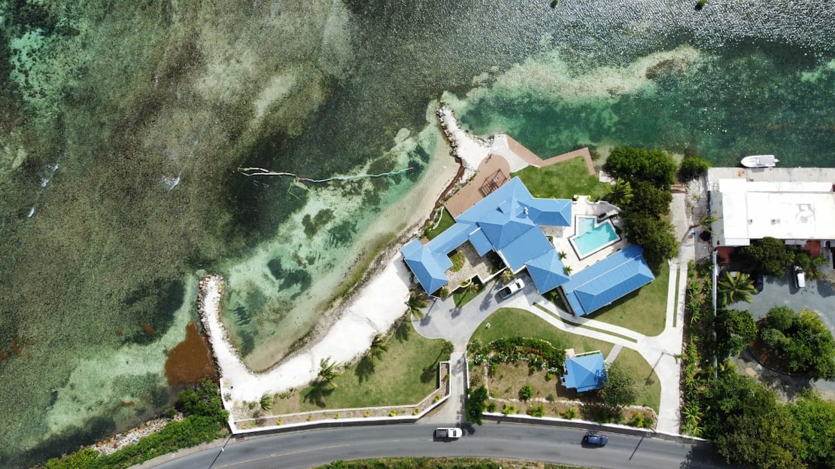 Seaside Villa: Private Beach, Pool, Dock