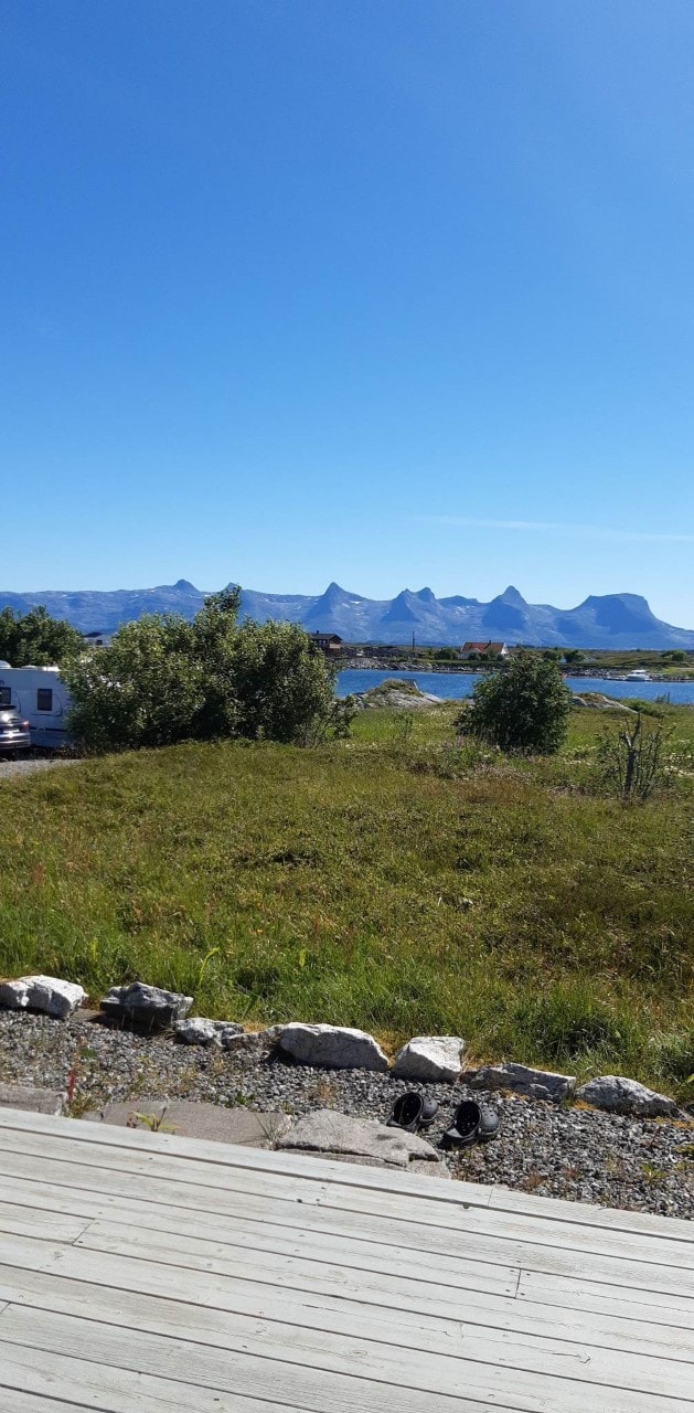 Helårshytte ved Seløy. Innl. strøm-varmekabler