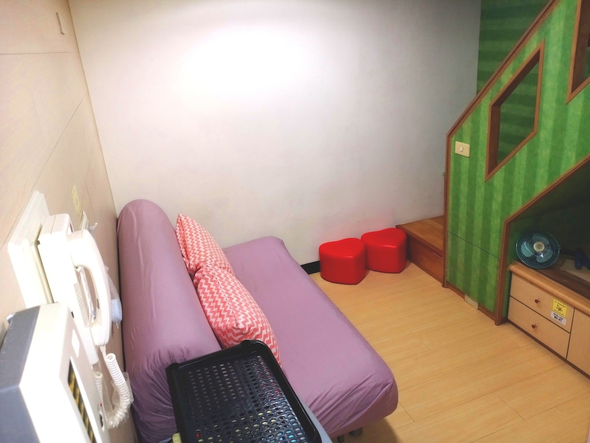 MRT dongmen mini loft suite (B1) taipei,永康商圈,