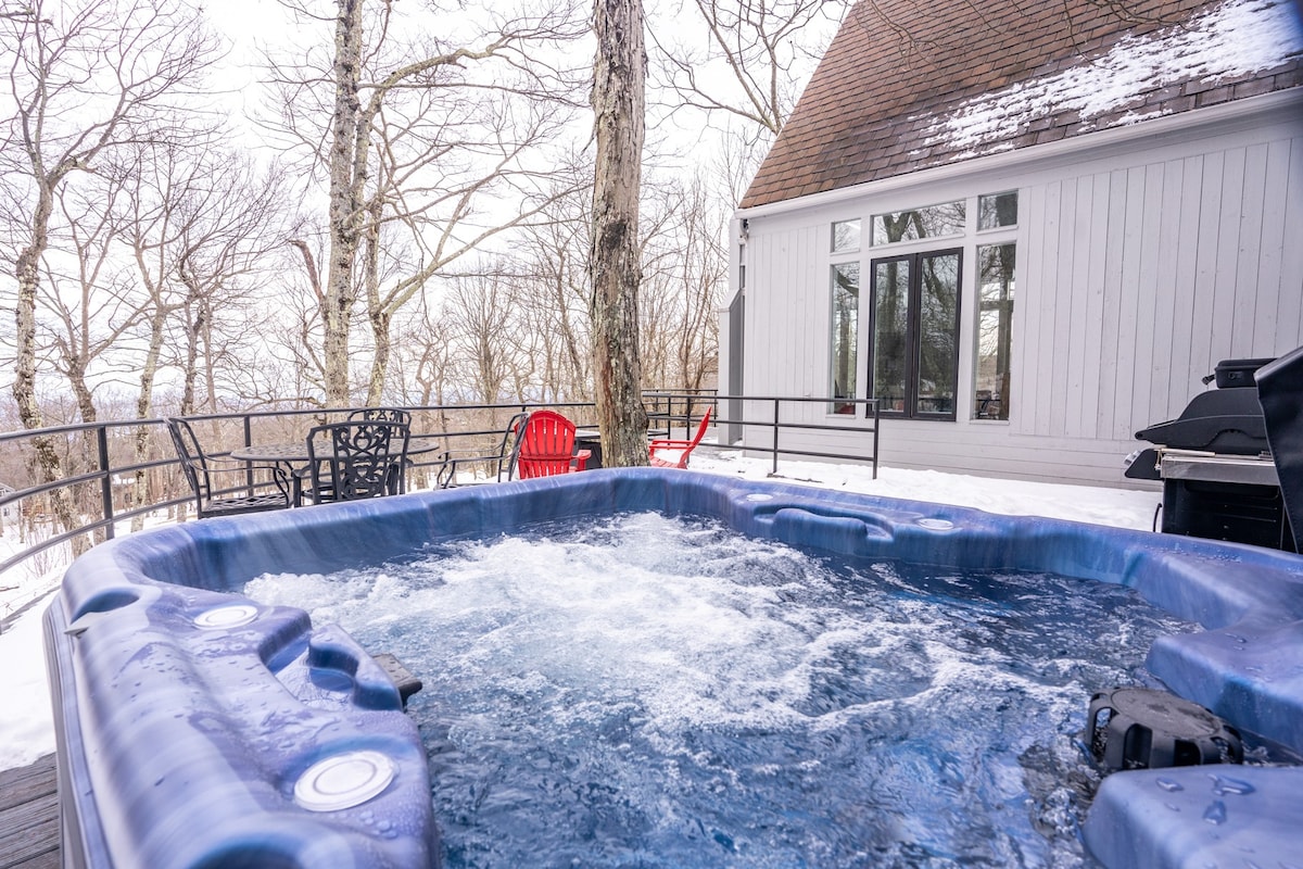 4min to Ski! Hot Tub+MountainView+EV Charger+Grill
