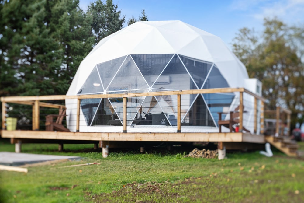 Skye's Hideaway: Scenic Dome Stay! Sleeps 4