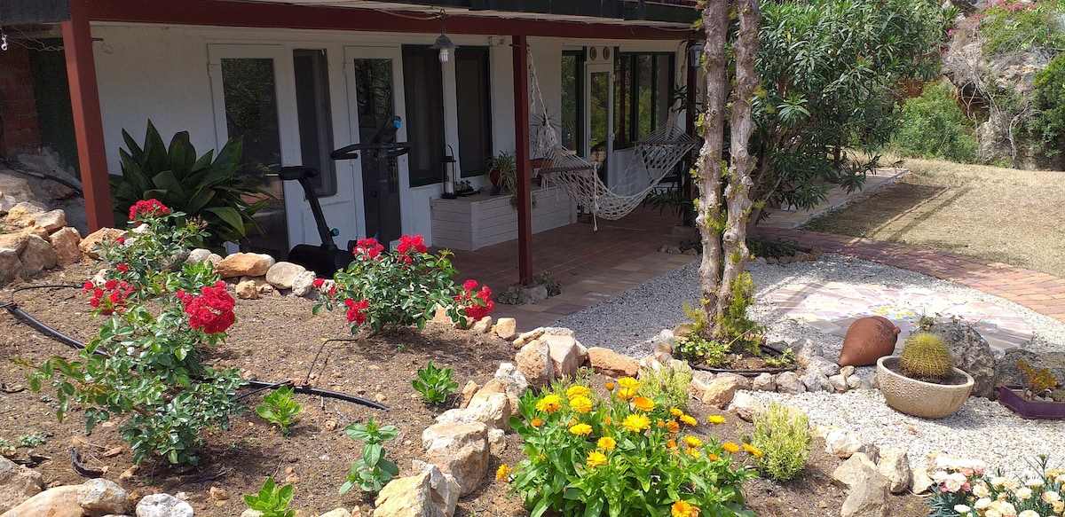 Habitación doble en naturaleza a 13 km de la playa