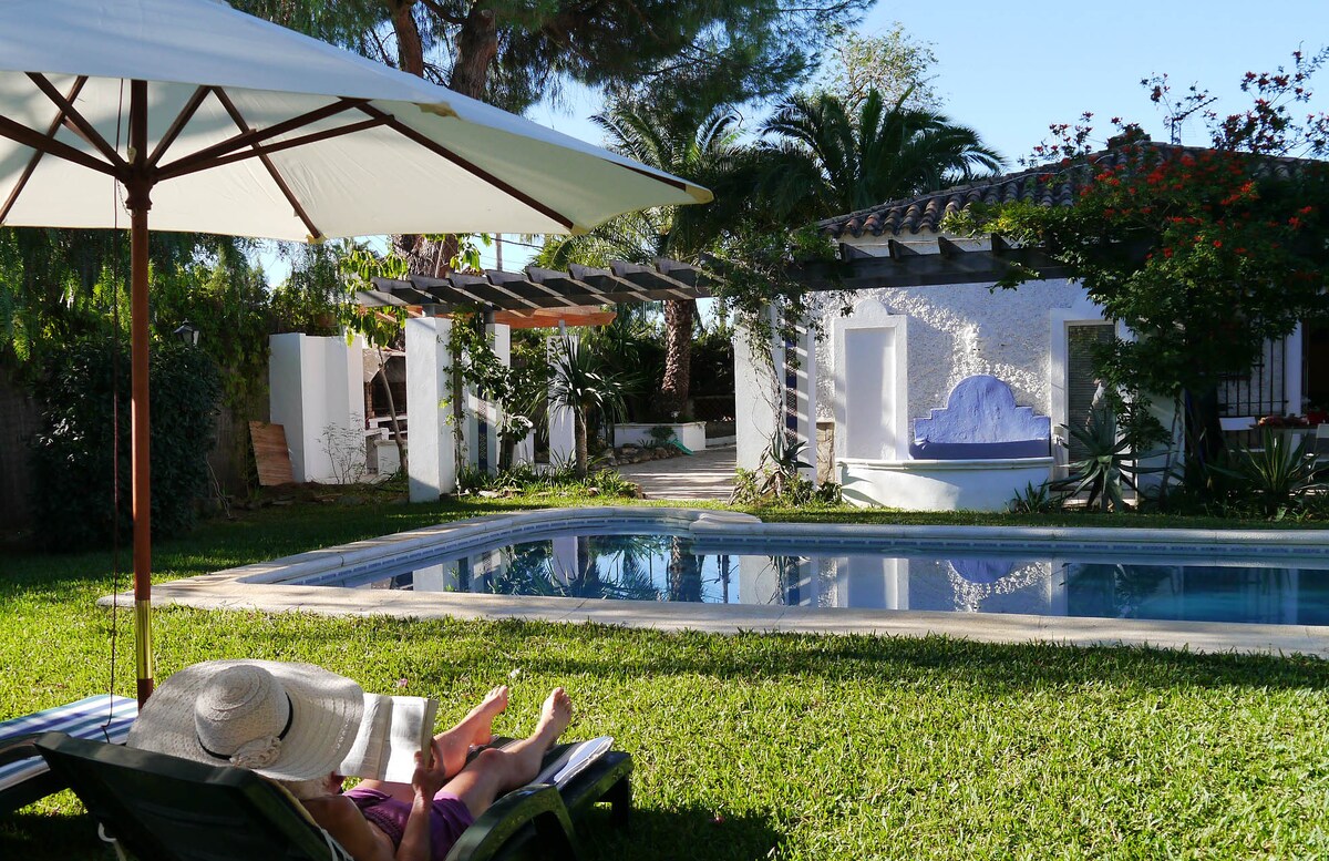 Sunny Home pool & Garden in Arcos de la Frontera