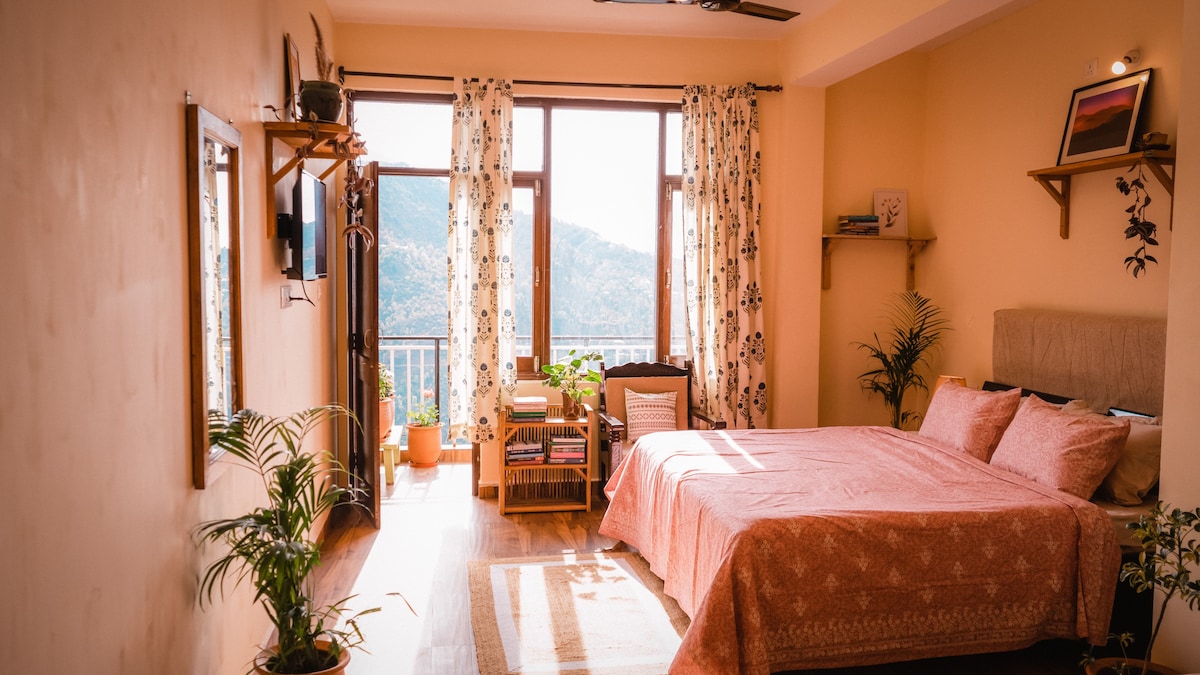 Rosefinch Room in Mcleodganj