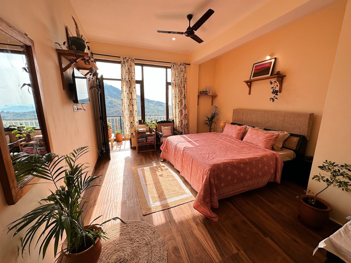 Rosefinch Room in Mcleodganj