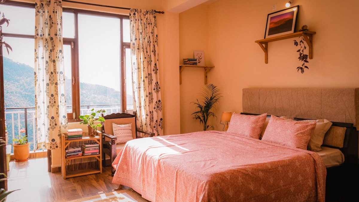 Rosefinch Room in Mcleodganj