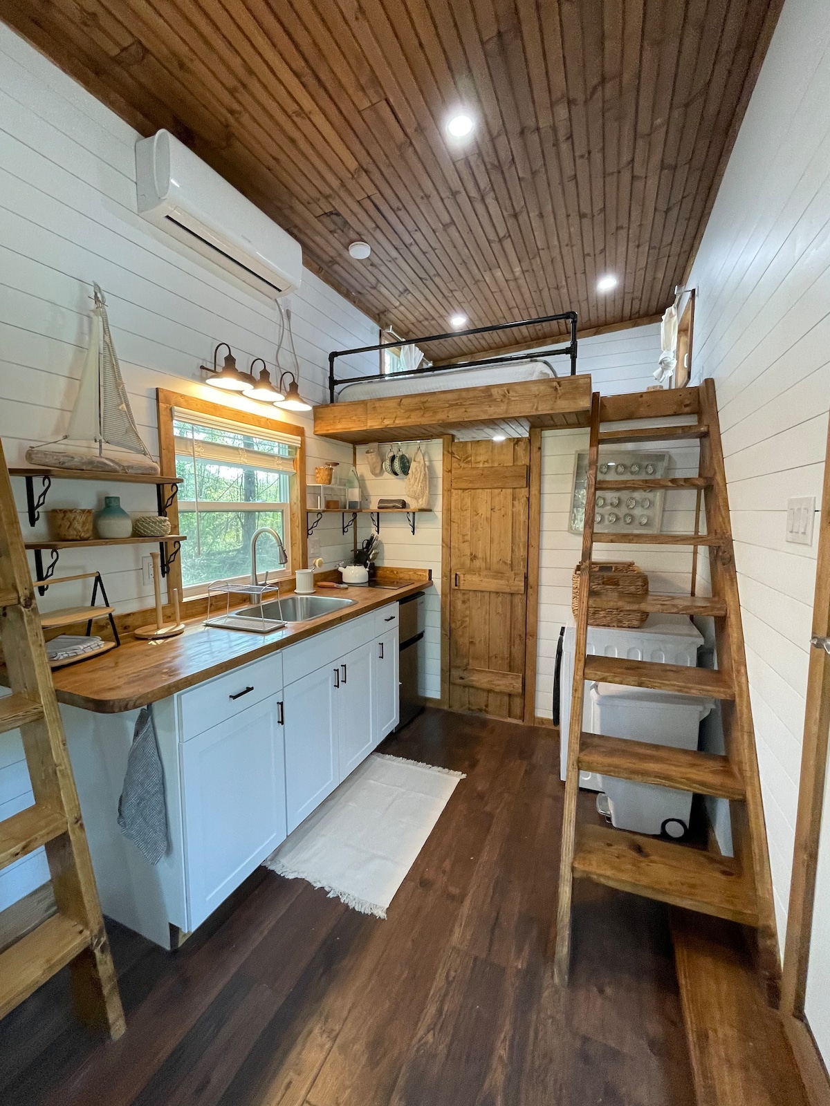 Tiny Home Glamping - Manatees, Fishing, Kayaking