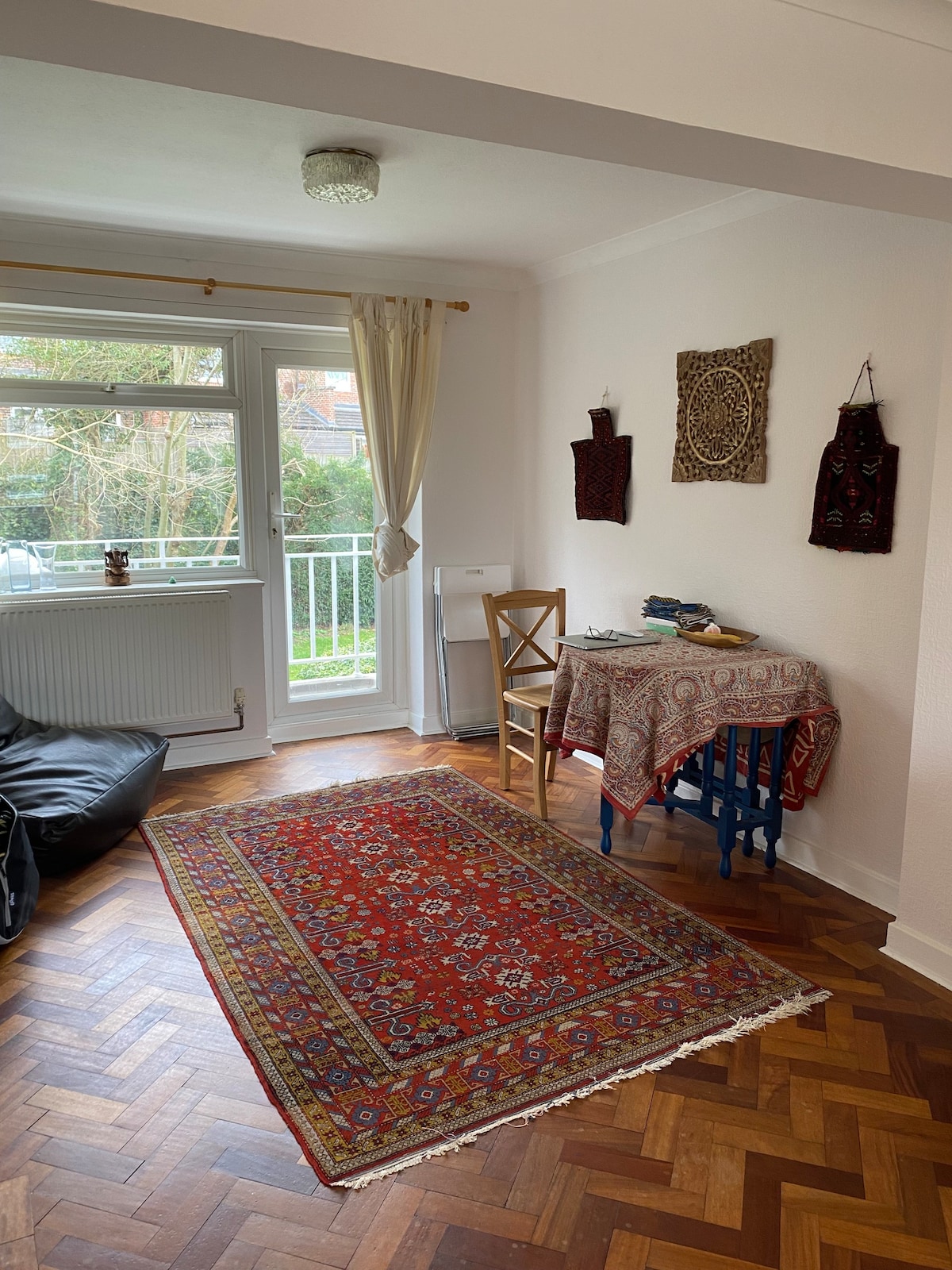 2 Double Bed Flat in Epsom