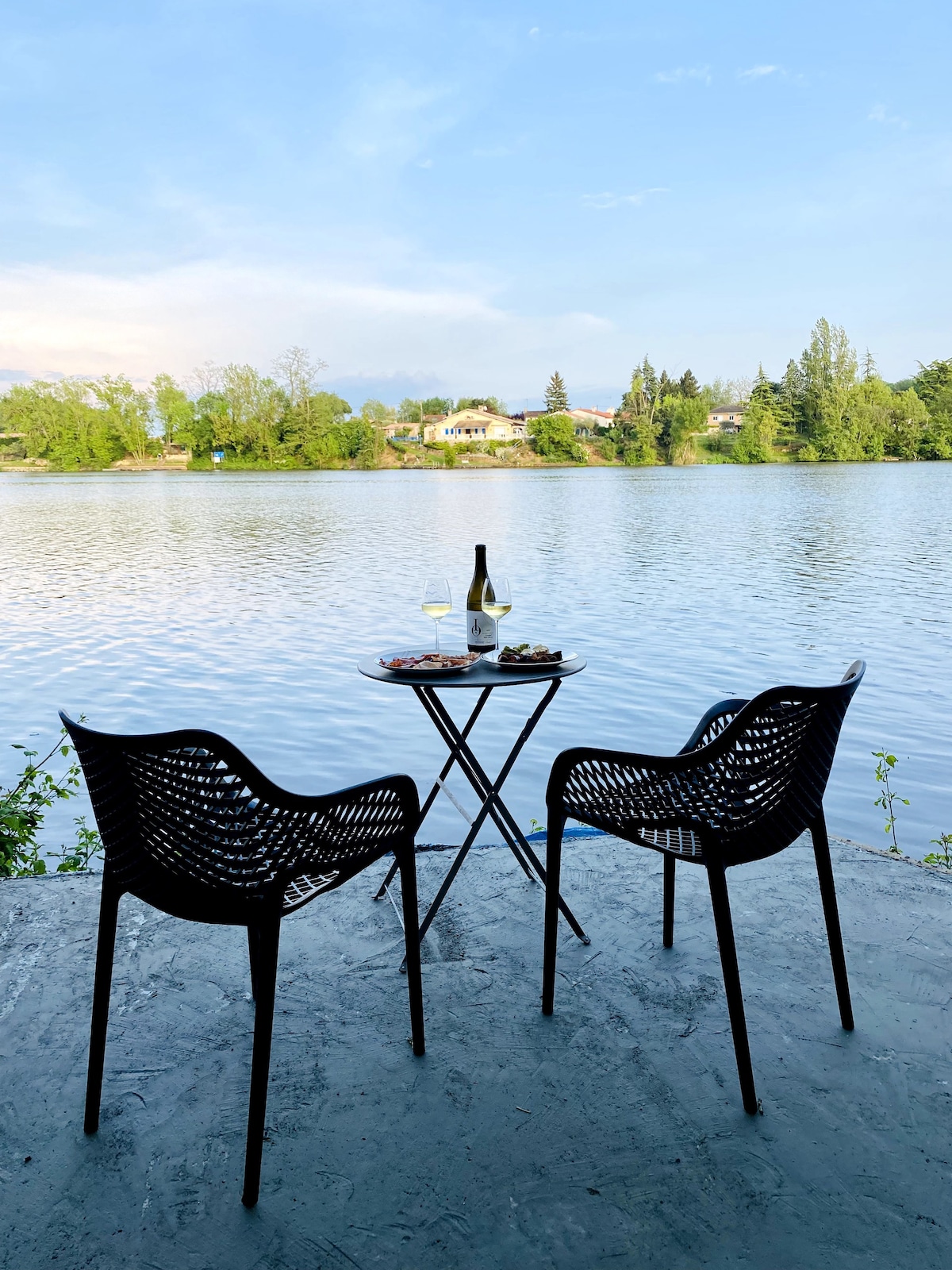 Superbien81 au bord de l'eau