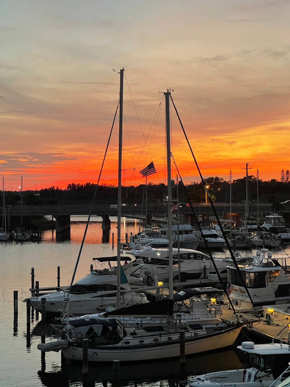 Great condo at Melbourne Harbor