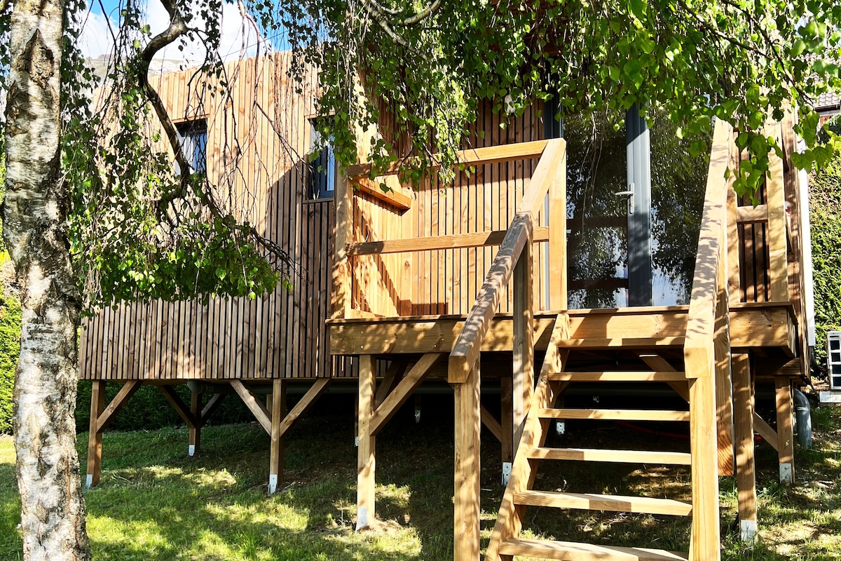 Cabane Jacoméli, Studio juste au dessus de Genève