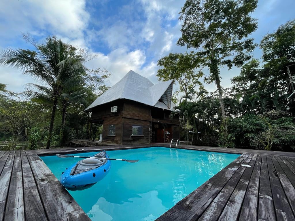 La Cabaña del Río, Chalet en Río Dulce Izabal