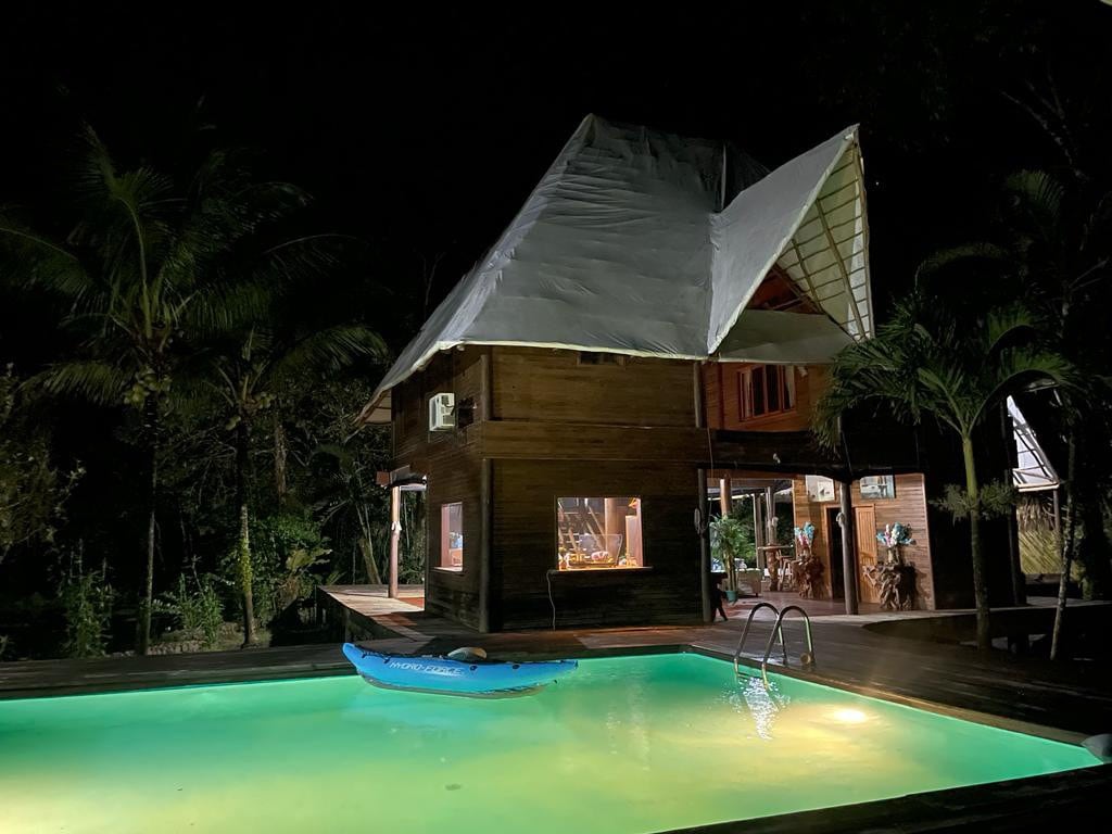 La Cabaña del Río, Chalet en Río Dulce Izabal