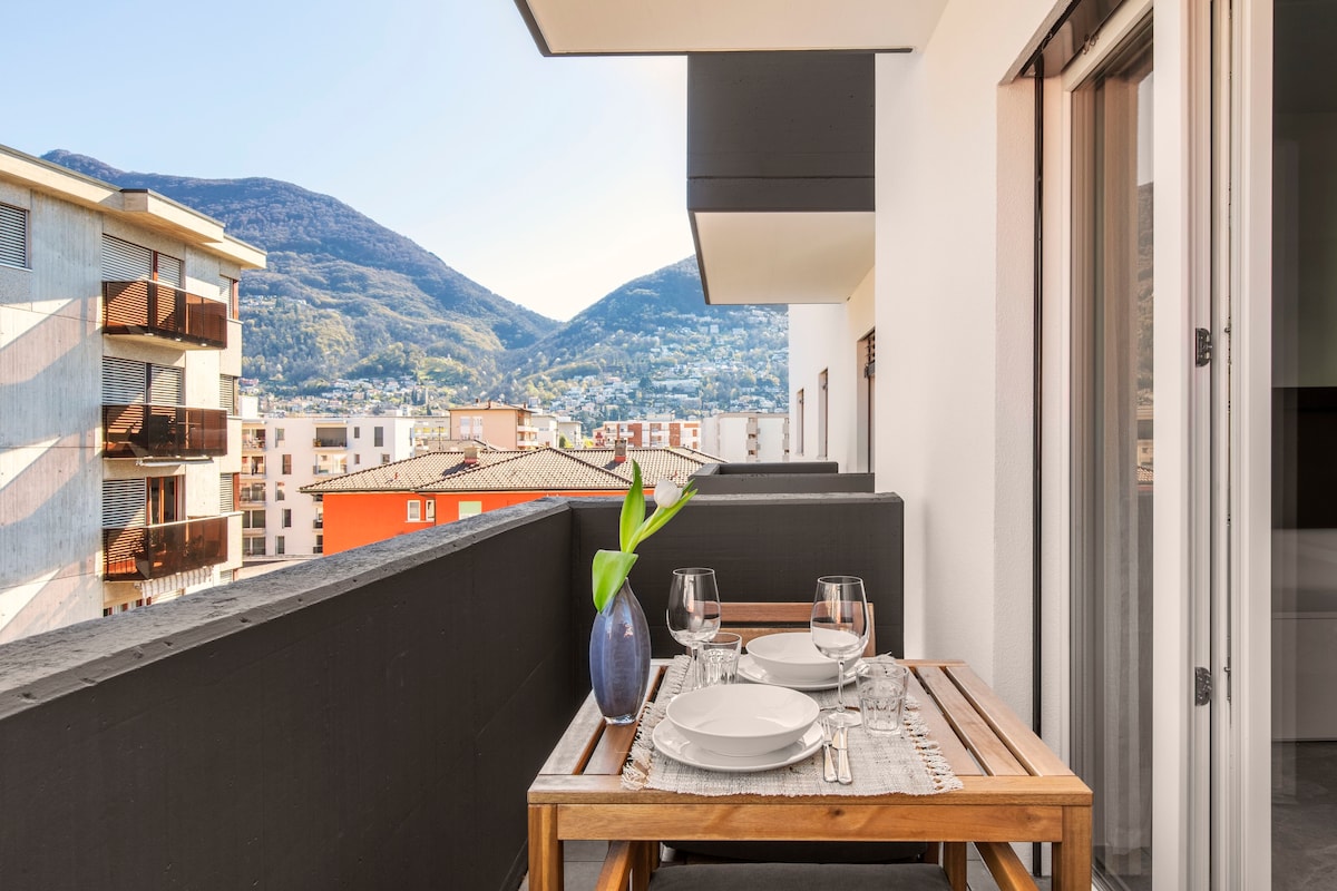 Elegant flat with parking near to Lugano's centre