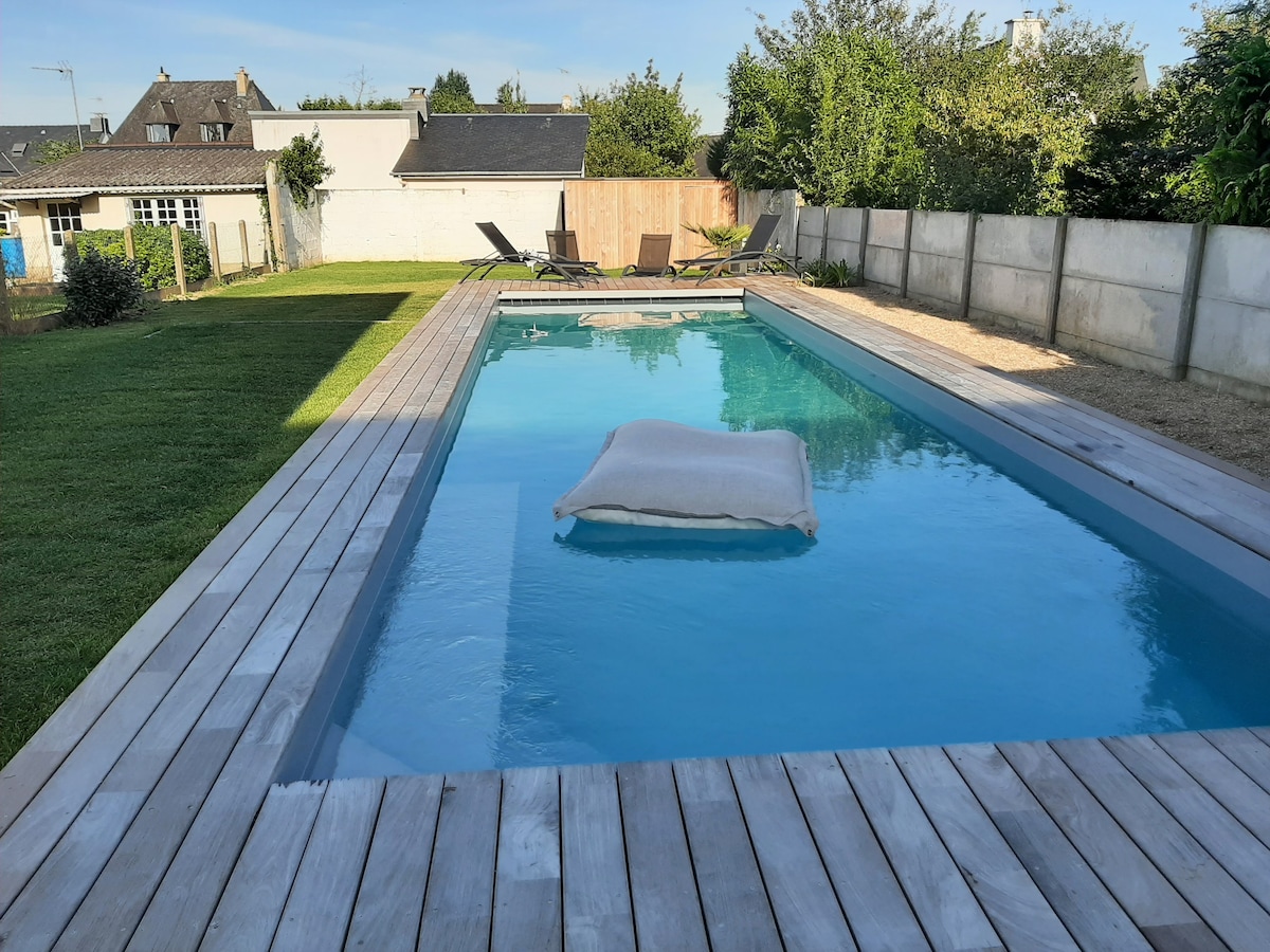 Maison d'architecte avec piscine