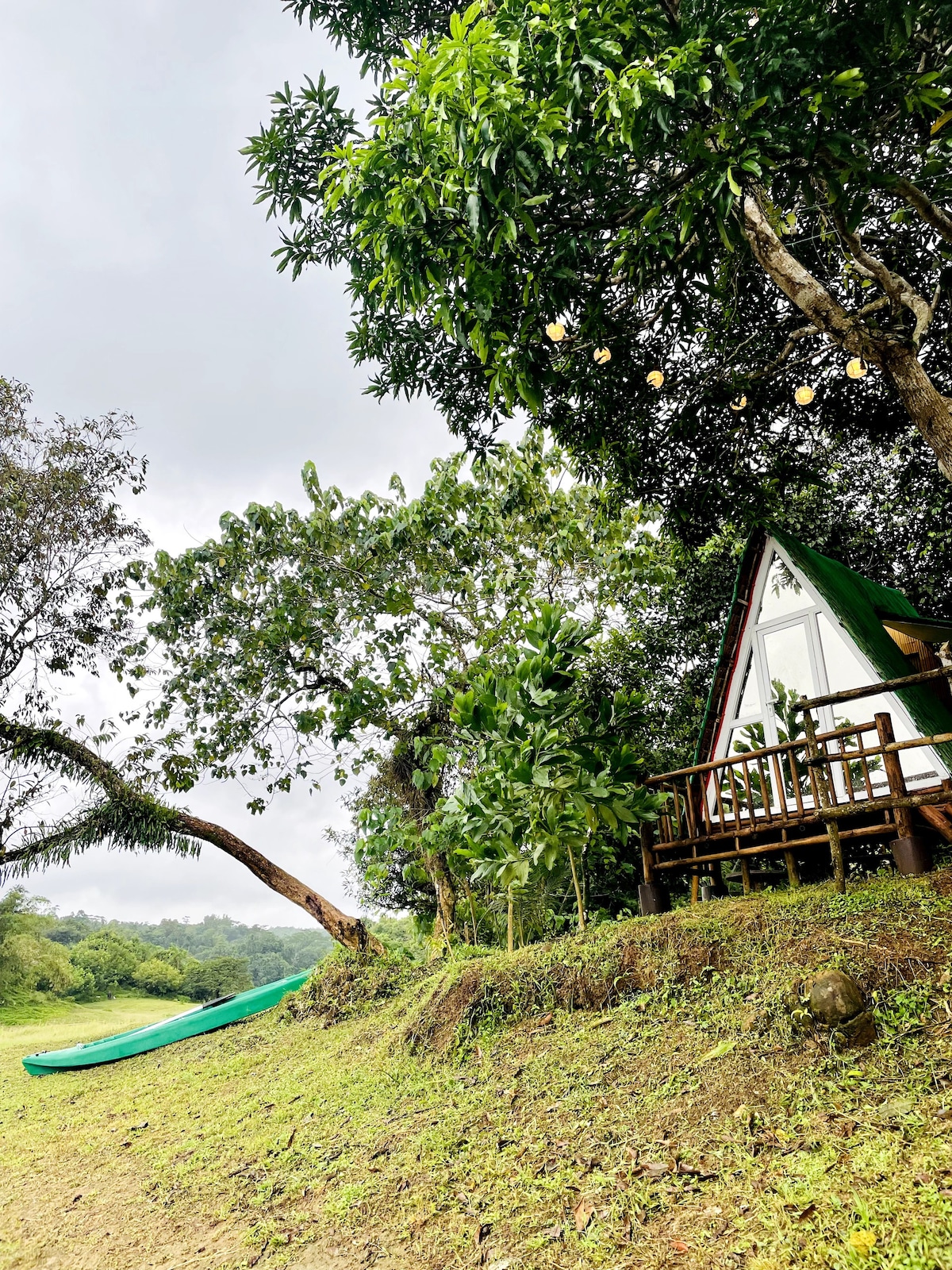 Lakefront Tipi Hut-Balay Gamay2