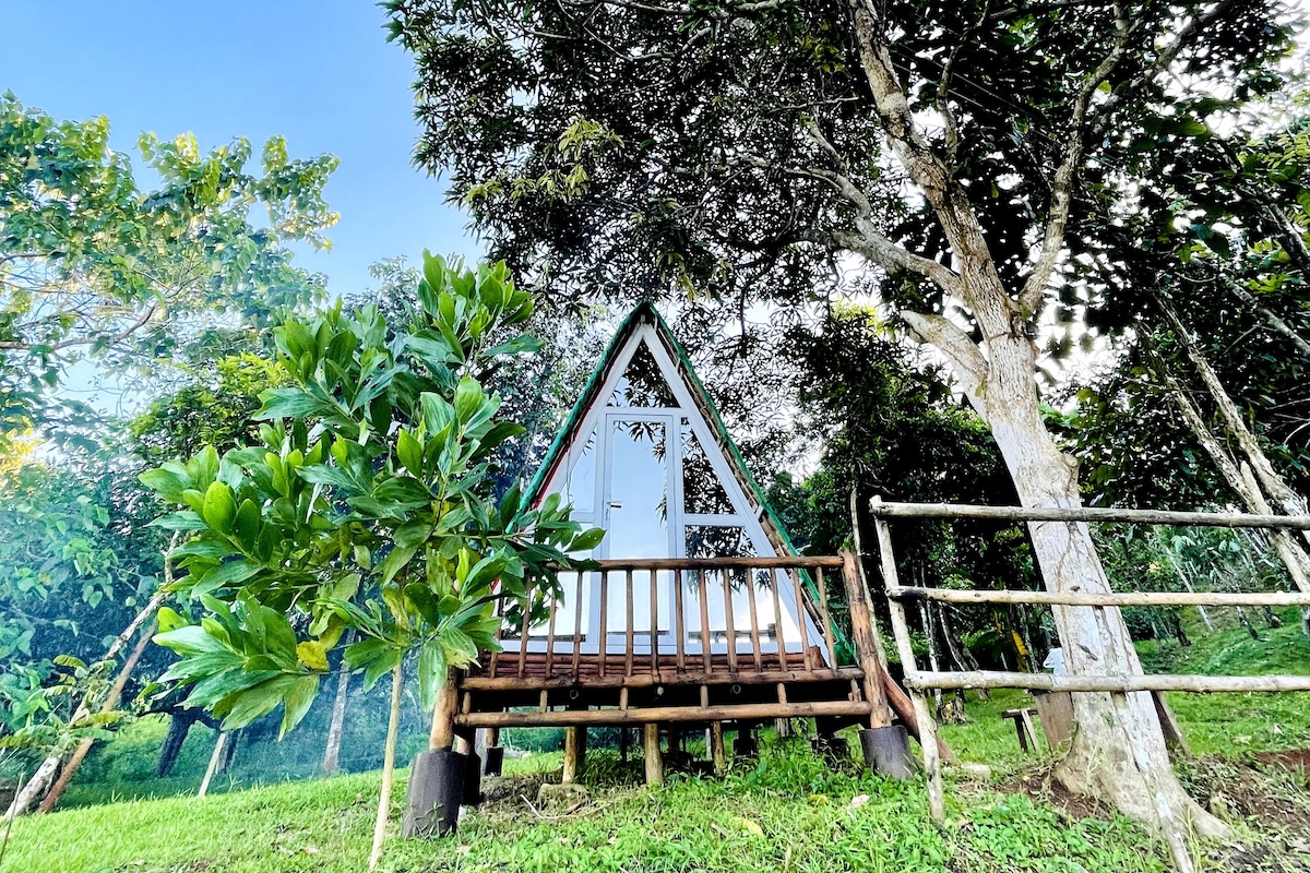 Lakefront Tipi Hut-Balay Gamay2