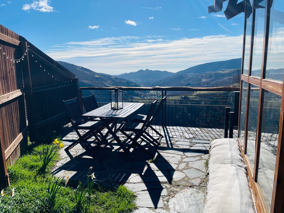 Casa en la montaña con terraza