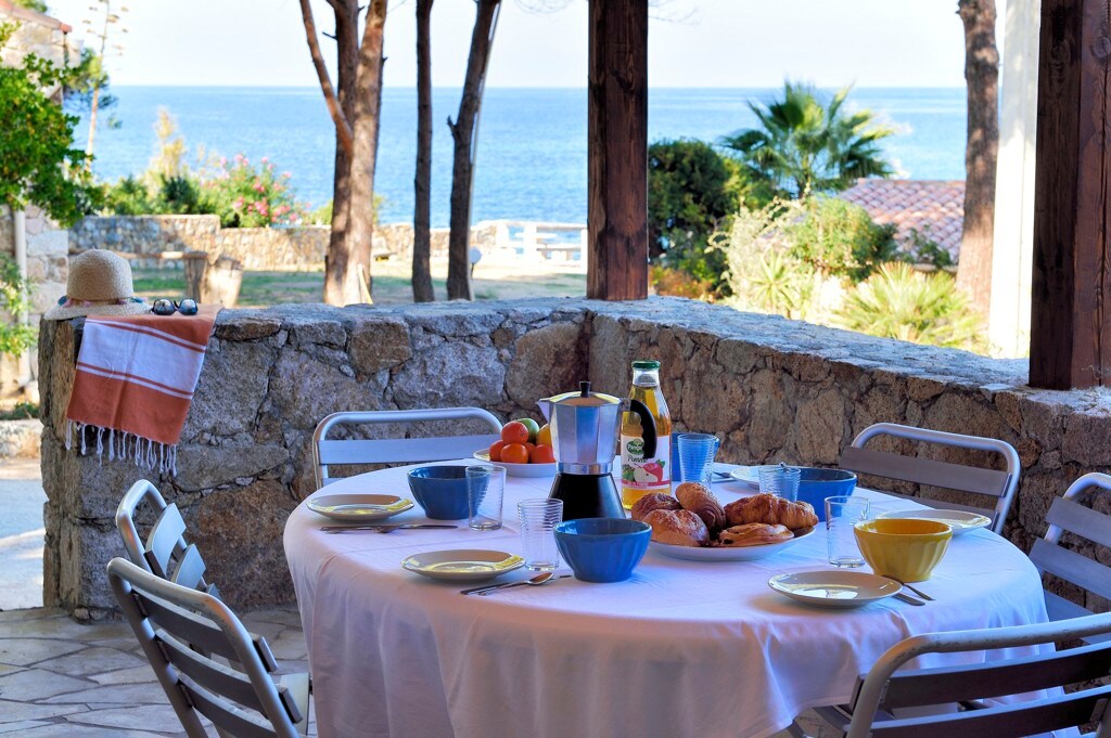 Ile Rousse, beachfront loc Saint Vincent n ° 4