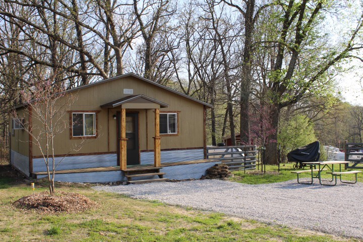 Fox Den Cabin at Stockton Lake