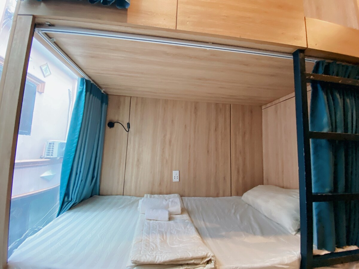 3 Bunk Beds Dormitory -Mixed/ Private Room