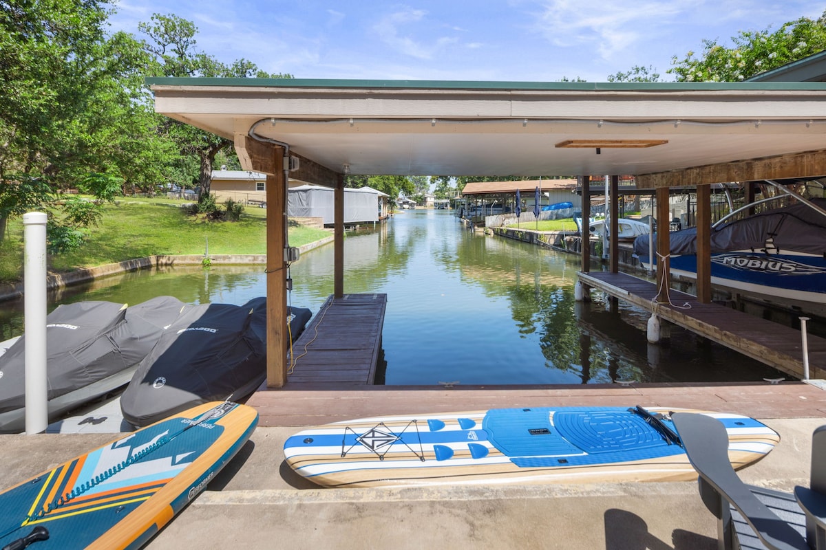 Waterfront Cove•Lake LBJ•Private Boat Slip•Kayaks