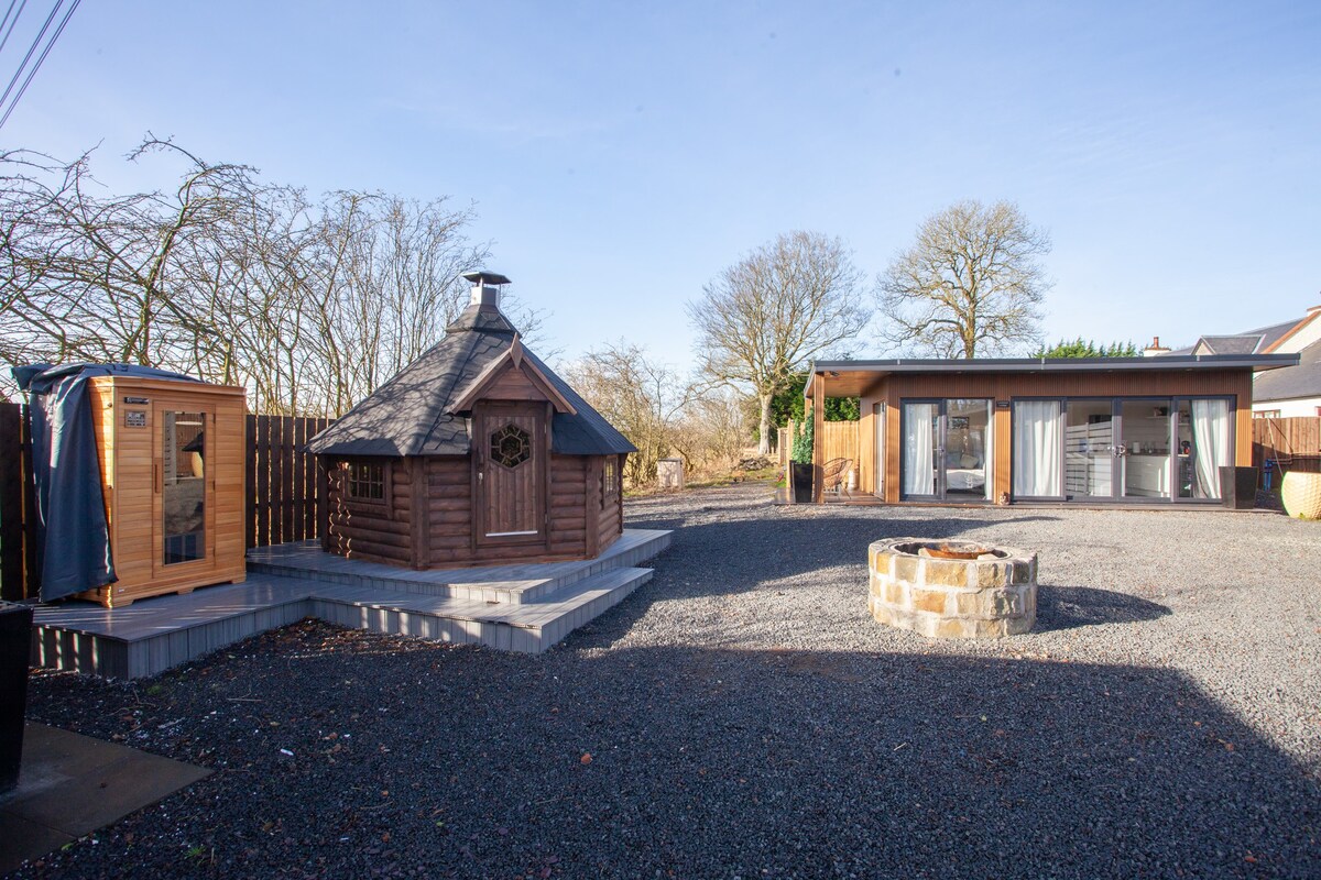 Seven Loch Lodges (Both Cabins)