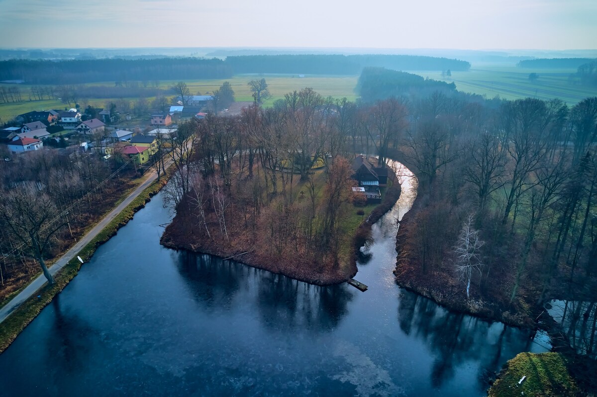 Modrzewiowy Dworek Kliczków Mały