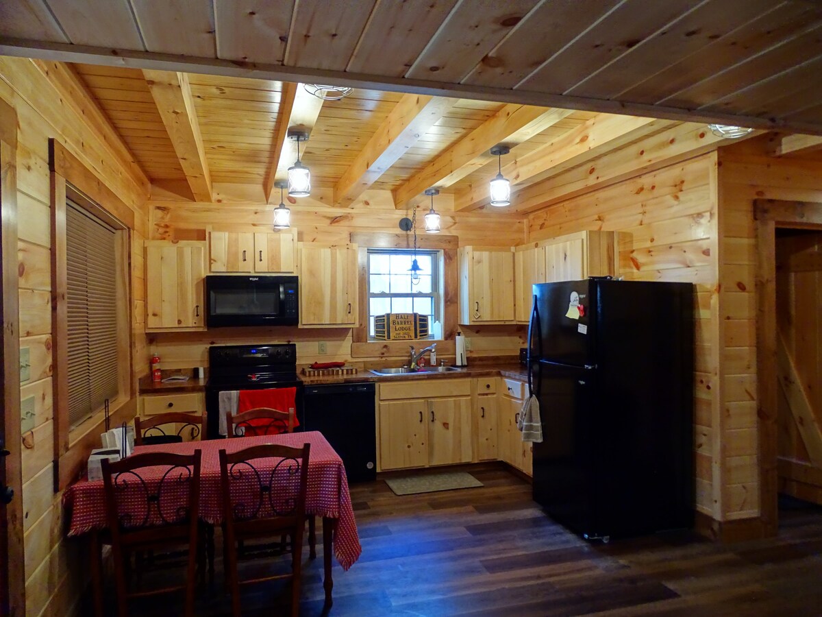 New cabin close to Raystown Lake