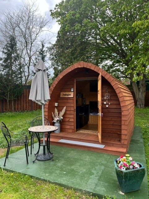 Poddington Glamping Pod