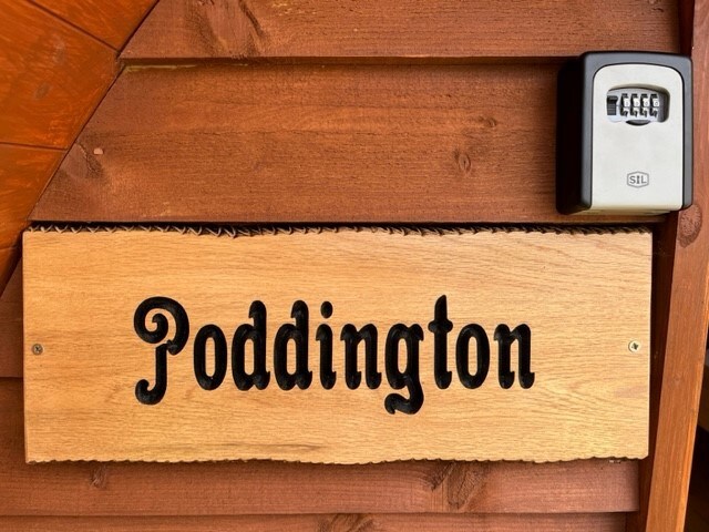 Poddington Glamping Pod