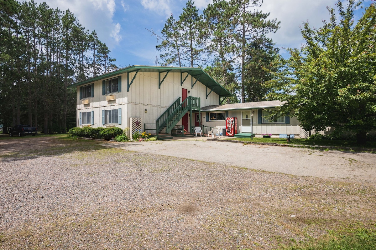 House at The Cedar Lodge