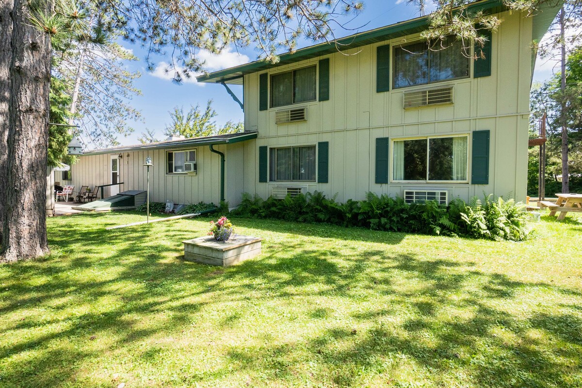 House at The Cedar Lodge