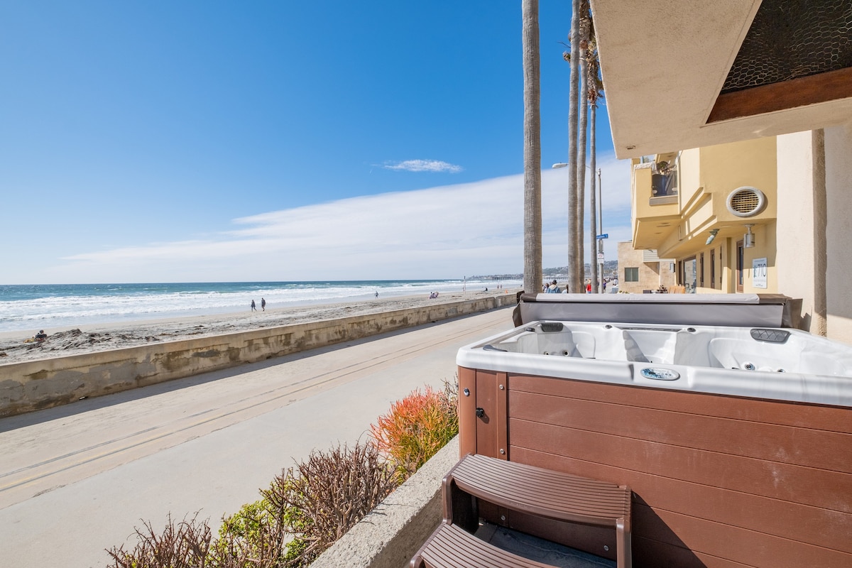 Icon of Mission Beach | Luxe Oceanfront w/ HotTub