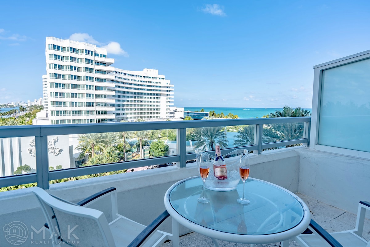 FontaineBleau|Large Balcony w/ Ocean + Resort View