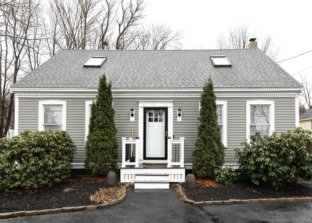 * New Listing Family Home near Phillips Exeter