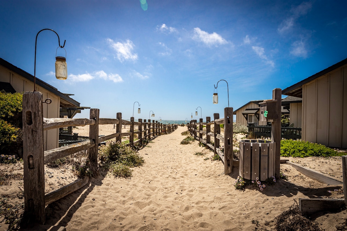 Amazing Beach Access, Pool, Hot Tub, Games